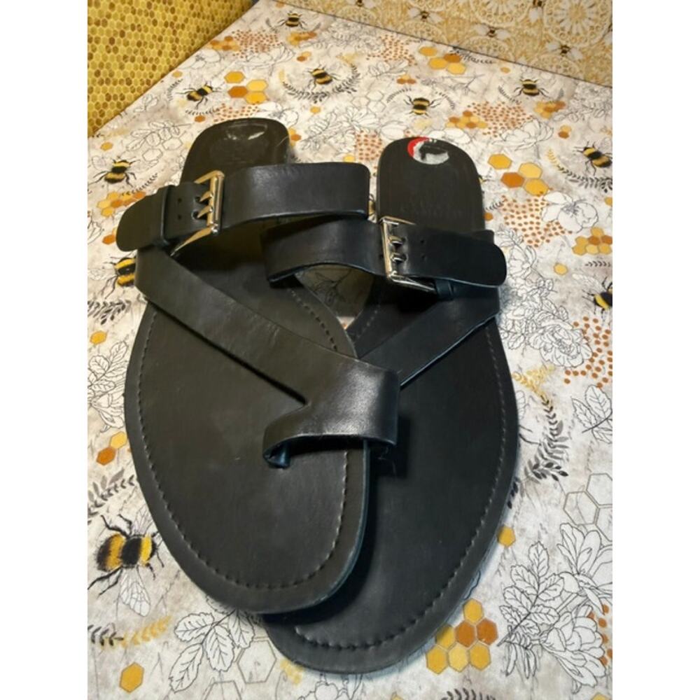 VINCE CAMUTO VP TADD BLACK LEATHER SLIP ON TOE LOOP  SANDALS WOMEN'S
